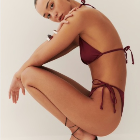 Reformation Azores Bikini Top and Elba Bikini Bottom (both size medium) - Picture 3 of 3